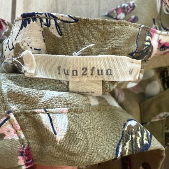 Fun2Fun Stitch fix Womens Floral Green Cap Sleeve Blouse With Keyhole Neckline 1 - Picture 3 of 6